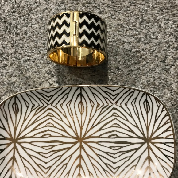 Kate Spade La Vida Loca Bangle Bracelet - Picture 3 of 3